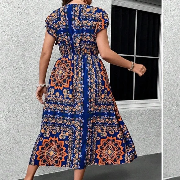 Dress - Picture 2 of 6